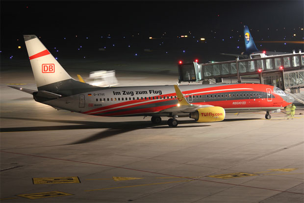 TUIfly 737-800 D-ATUC at Hannover
